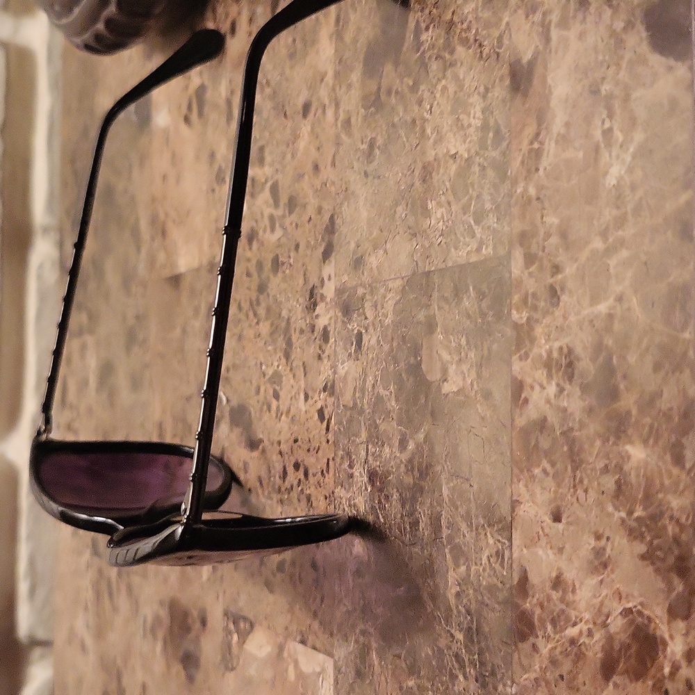 Sunglasses - Picture 6 of 6